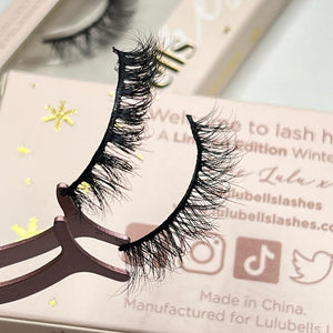 MISTLETOE LASH